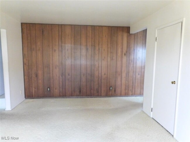 Building Photo - 56 Wilmette Ln