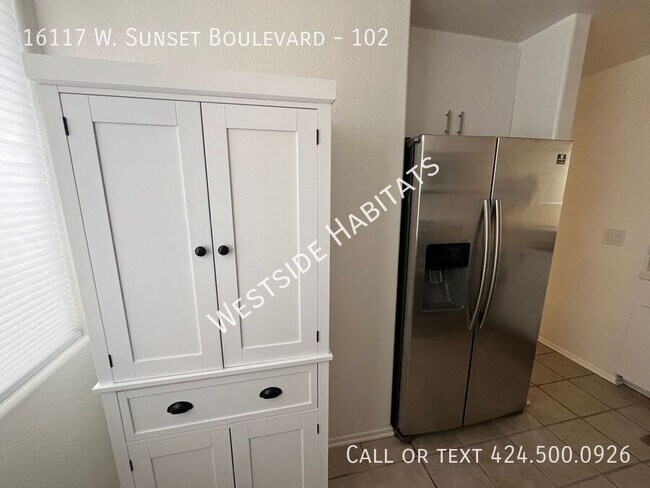Building Photo - 16117 W Sunset Blvd