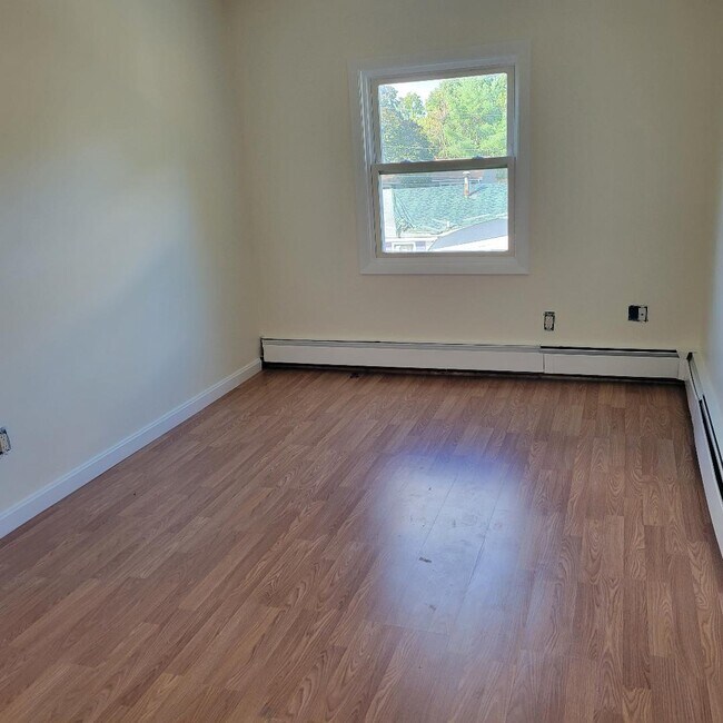 Building Photo - 157 George Arden Ave