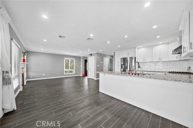 Building Photo - 2647 Cll Martos