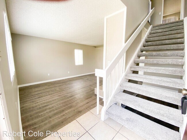 Building Photo - 2 br, 1.5 bath House - 1186 Mohave Drive