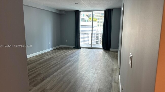 Building Photo - 1250 S Miami Ave