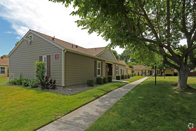 Primary Photo - Broadway Senior Center