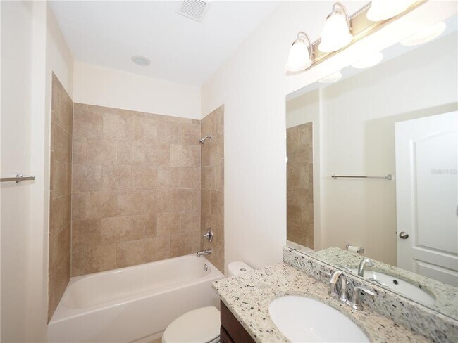 Building Photo - 995 Molly Cir