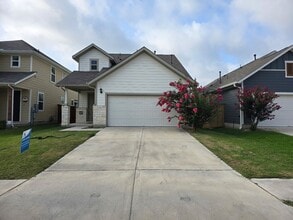 Building Photo - Elegant 3 Bedroom 2 Bath Home with EV Charger