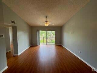 Building Photo - 100 Crestwood Ct N