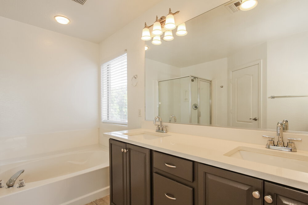 Building Photo - 2507 W Old Paint Trail