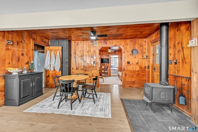 Building Photo - 12 Park Rd