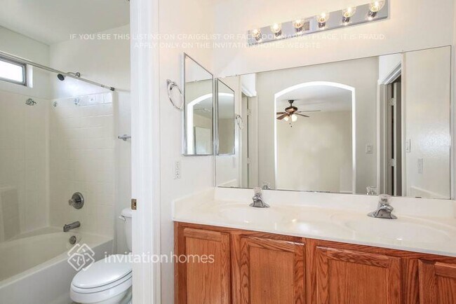 Building Photo - 13167 W Caribbean Ln