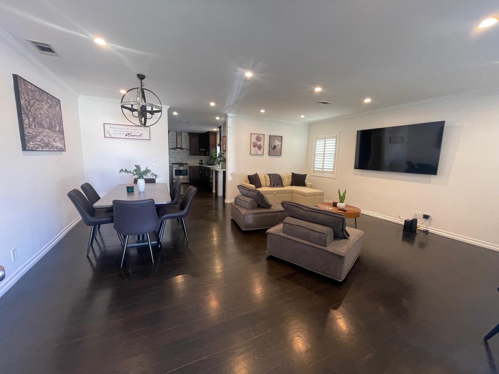 Building Photo - 17946 Valley Vista Blvd