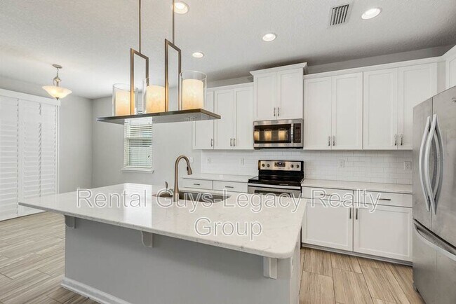 Building Photo - 14743 Rain Lily St