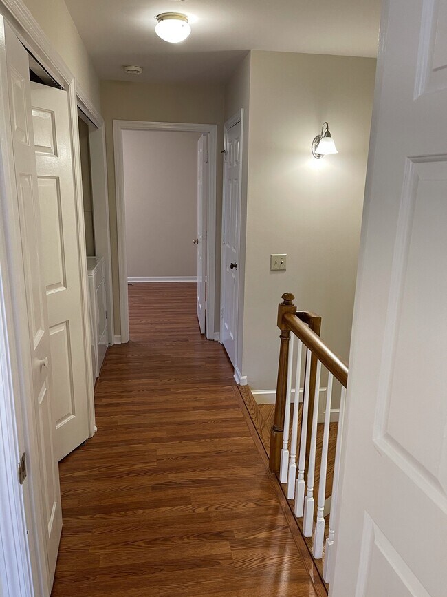 Building Photo - 2629 Blakemore Ave