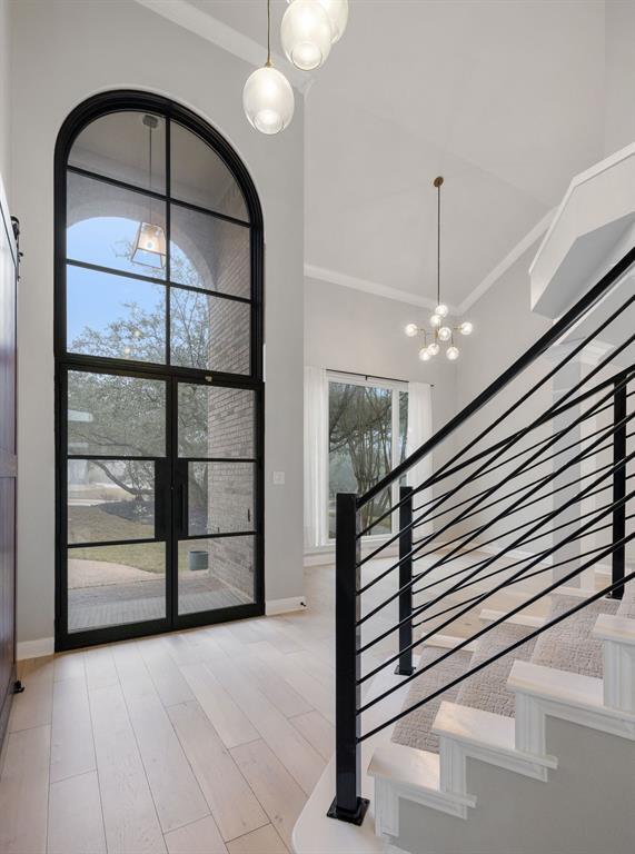 Building Photo - 2137 Rivina Dr