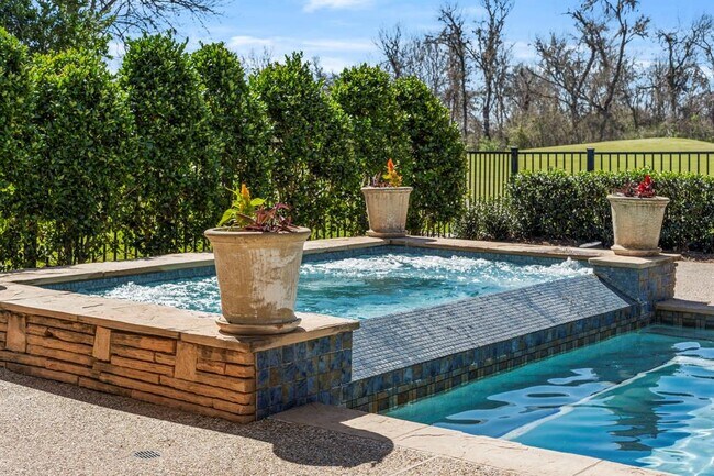 Building Photo - 8503 Stones Throw Ln