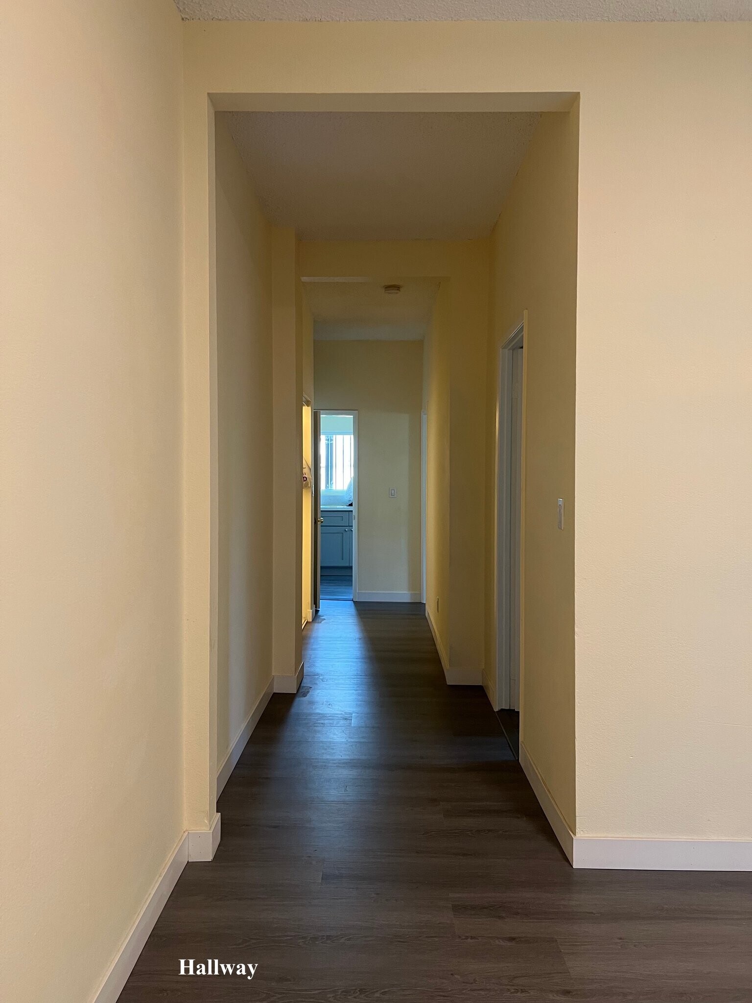 Building Photo - 2819 1/2 Altura St