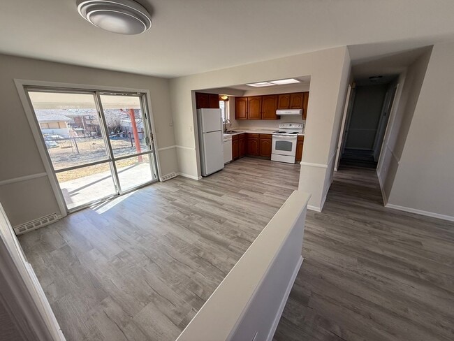 Building Photo - Spacious 3-bedroom ranch in quiet Arvada Neighborhood