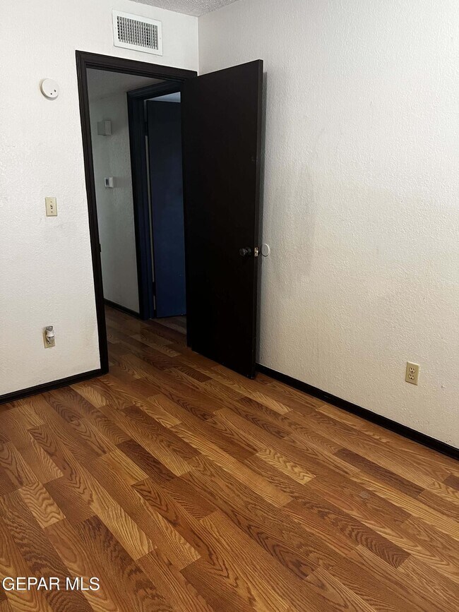 Building Photo - 1500 Monte Sanders Ln