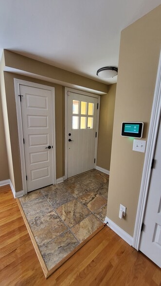 Building Photo - 1924 N Talbott St