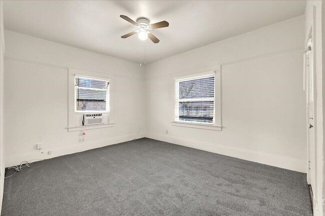 Building Photo - 2108 I St