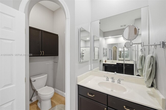 Building Photo - 8141 Sandpiper Way