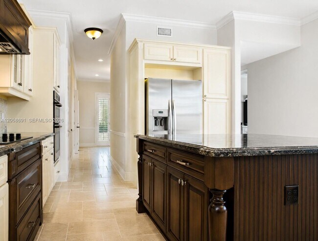 Building Photo - 5000 SW 73rd Terrace
