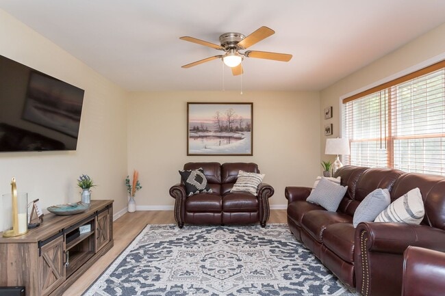 Building Photo - Spacious 4-Bedroom Home in Massanutten Resort
