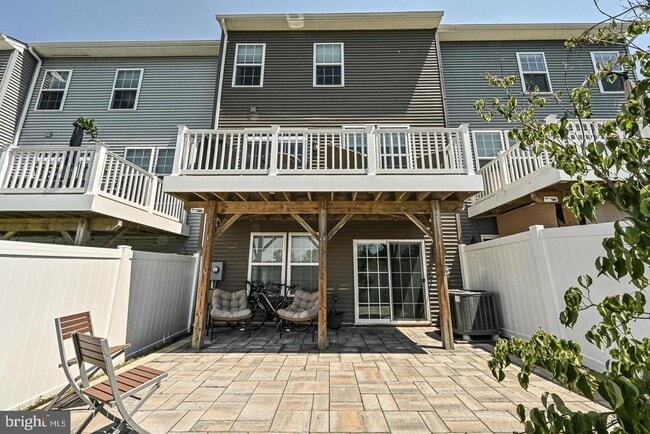 Building Photo - 13821 Litespeed Way