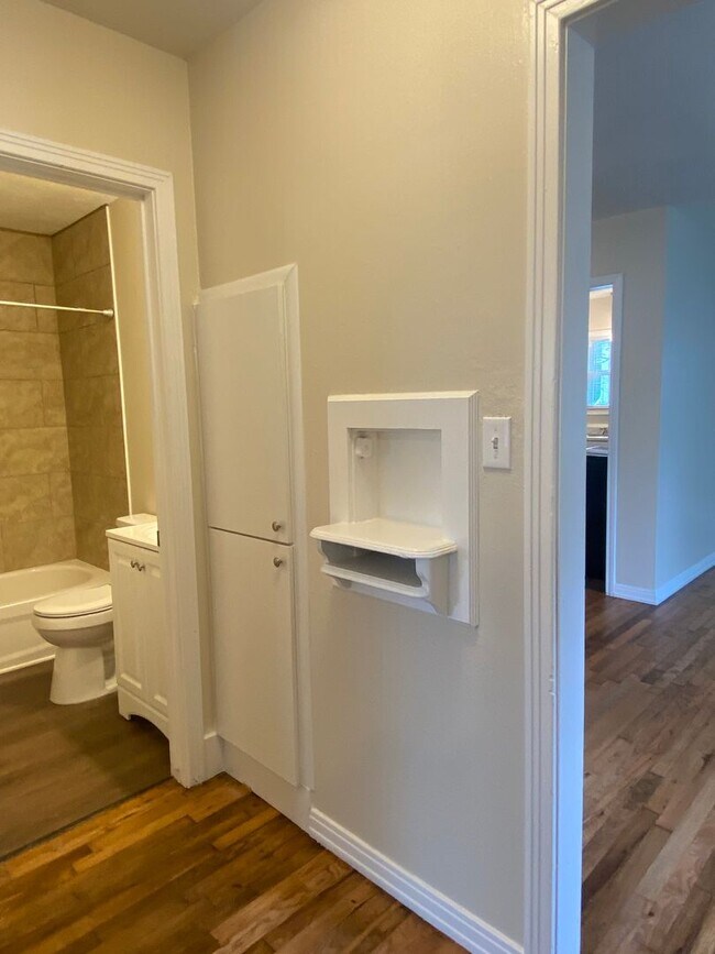 Building Photo - REFRESHED 2 BEDROOM, 1 BATH BELTON ISD