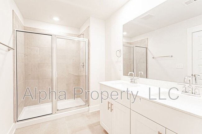 Building Photo - 212 Round Back Wy