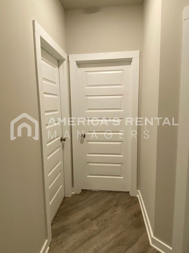 Building Photo - Home for Rent in Thorsby! Available NOW!!