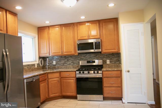 Building Photo - 1509 Birchwood Dr