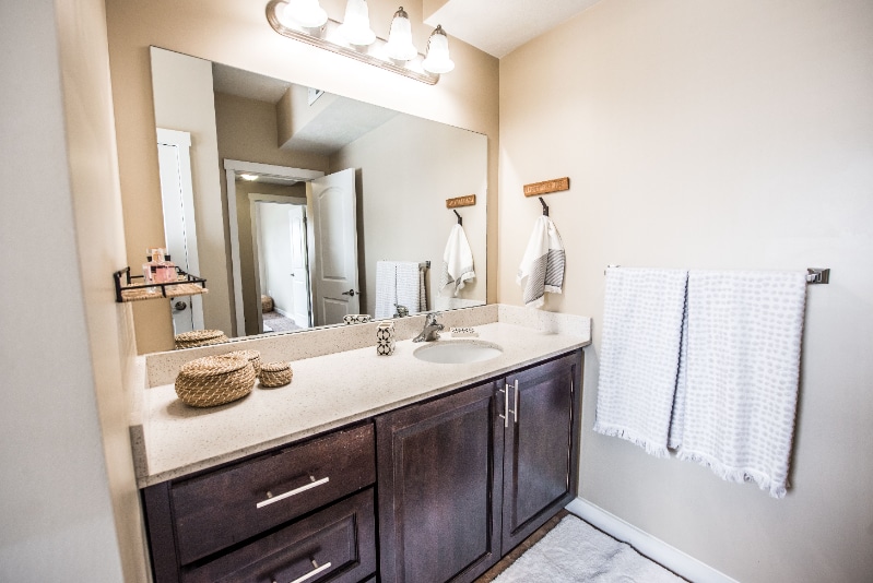 Building Photo - 1837 N Berra Blvd