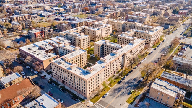 Building Photo - 4549 S Wabash Ave
