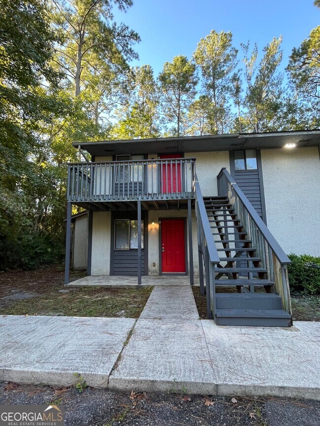 Primary Photo - 125 Sea Parc St