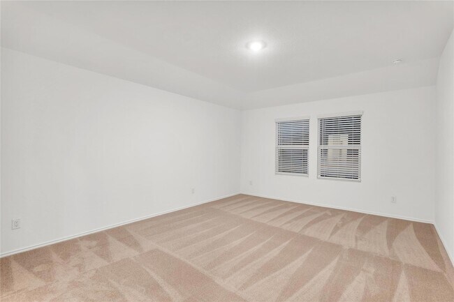 Building Photo - 161 Keefer