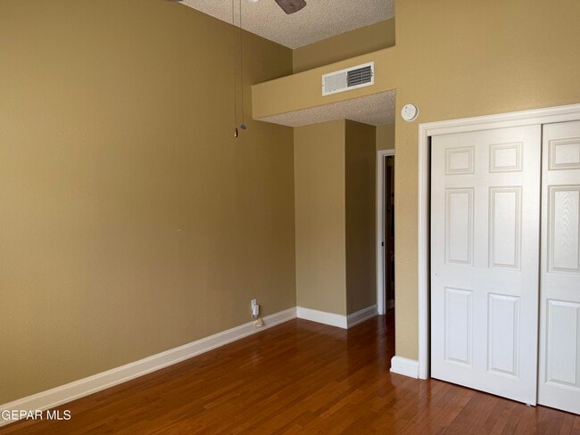 Building Photo - 917 Tecate Pl