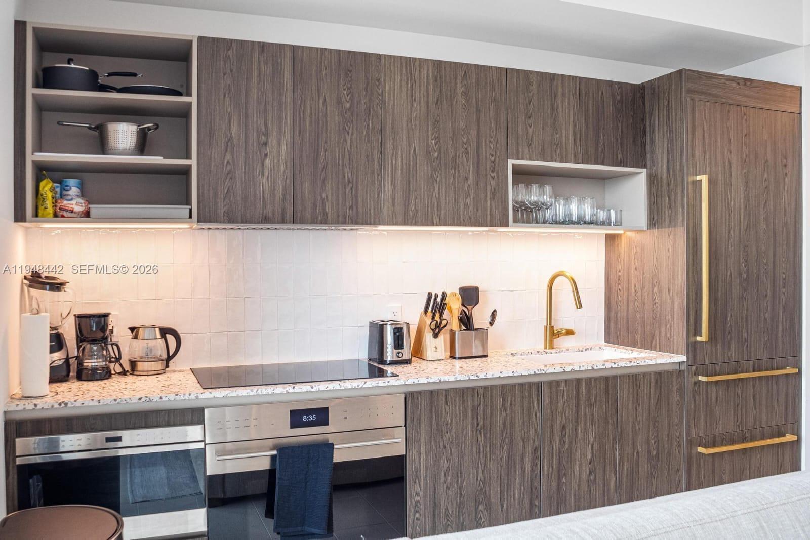 Building Photo - 159 NE 6th St