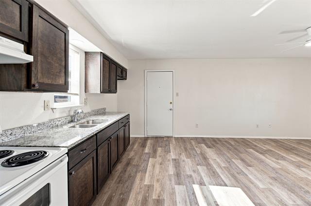 Building Photo - 1536 Coral Cut Off
