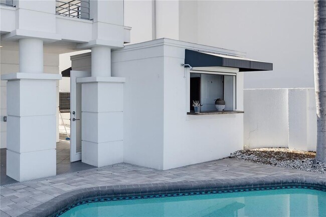 Building Photo - 24 Adalia Ave