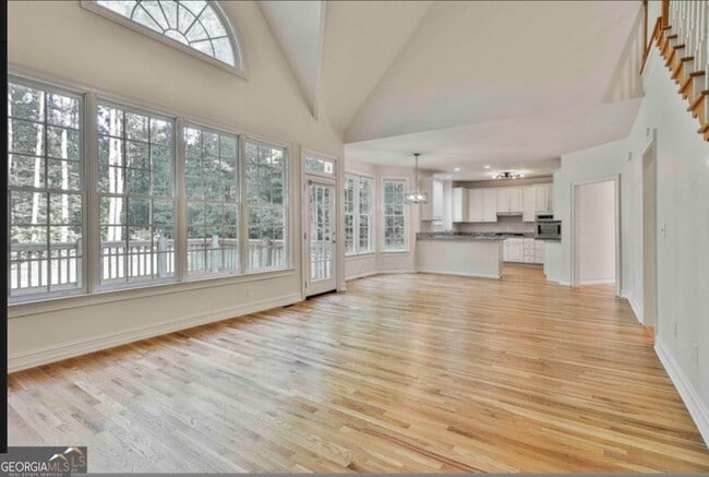 Building Photo - 1202 Loxley Cir