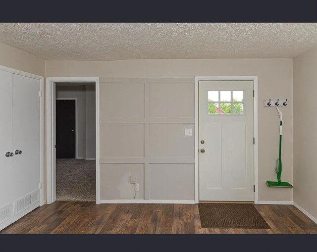 Building Photo - 630 S 15th St