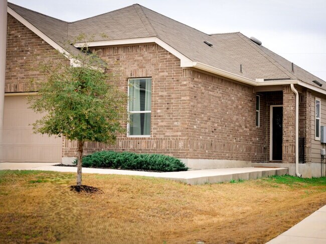 Building Photo - 3432 Jefferson Dr