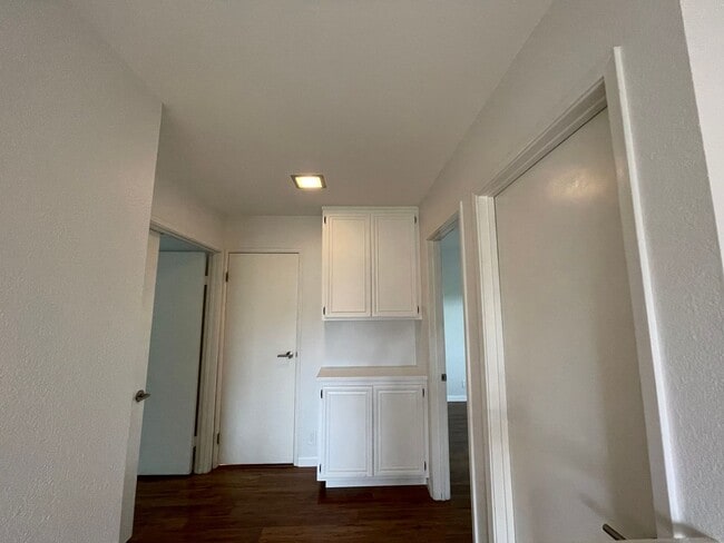Building Photo - 8009 Caminito Gianna