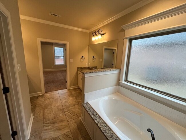 Building Photo - Beautiful 3/2 Brick Home Millers Glen Subdivision of Sherwood, Arkansas