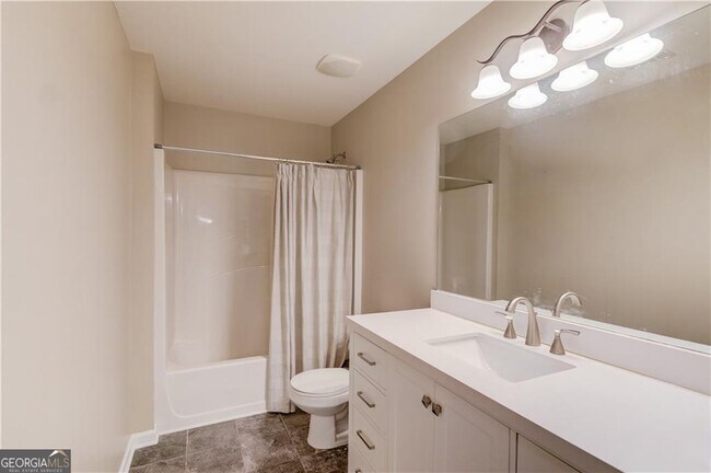 Building Photo - 2479 Brynfield Cove