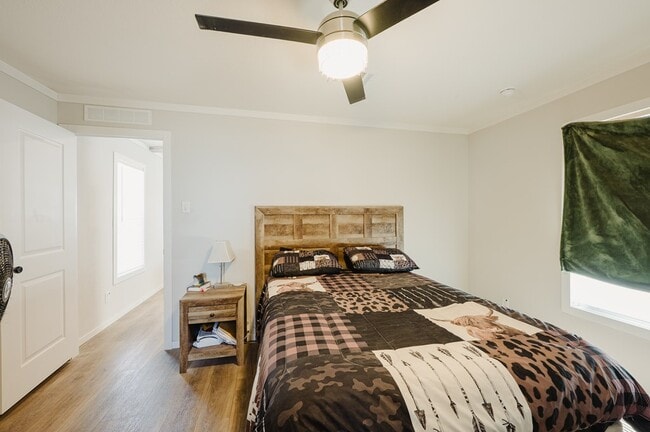 Building Photo - 13507 W County Rd 171