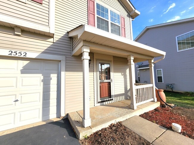 Building Photo - 2552 Cesario Dr