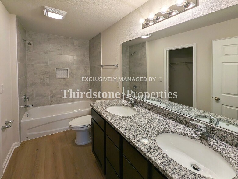 Building Photo - 5407 Potomac Ave