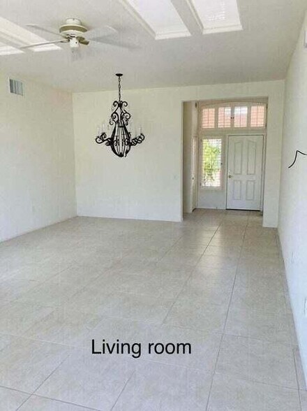 Building Photo - 78410 Willowrich Dr