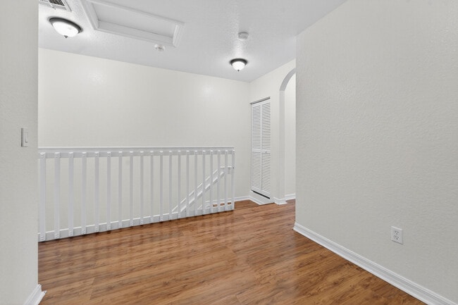 Building Photo - 3635 Sonoma Dr